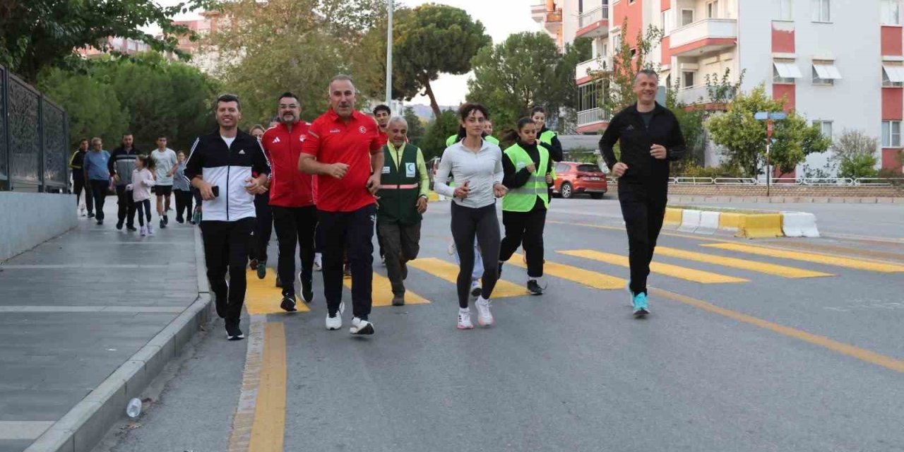 Aydın’da ’Halk Koşusu’ etkinliği gerçekleştirildi