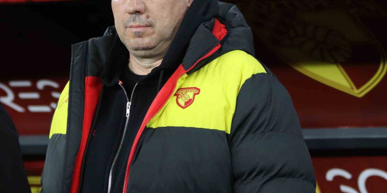 Stoilov, Süper Lig’in en istikrarlı üçüncü teknik direktörü