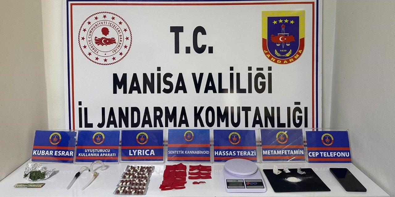 Salihli’de jandarma uyuşturucu tacirini suçüstü yakaladı