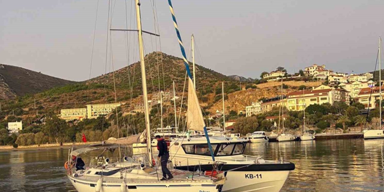 Datça’da yelkenli teknede 42 düzensiz göçmen ve 2 göçmen kaçakçısı yakalandı