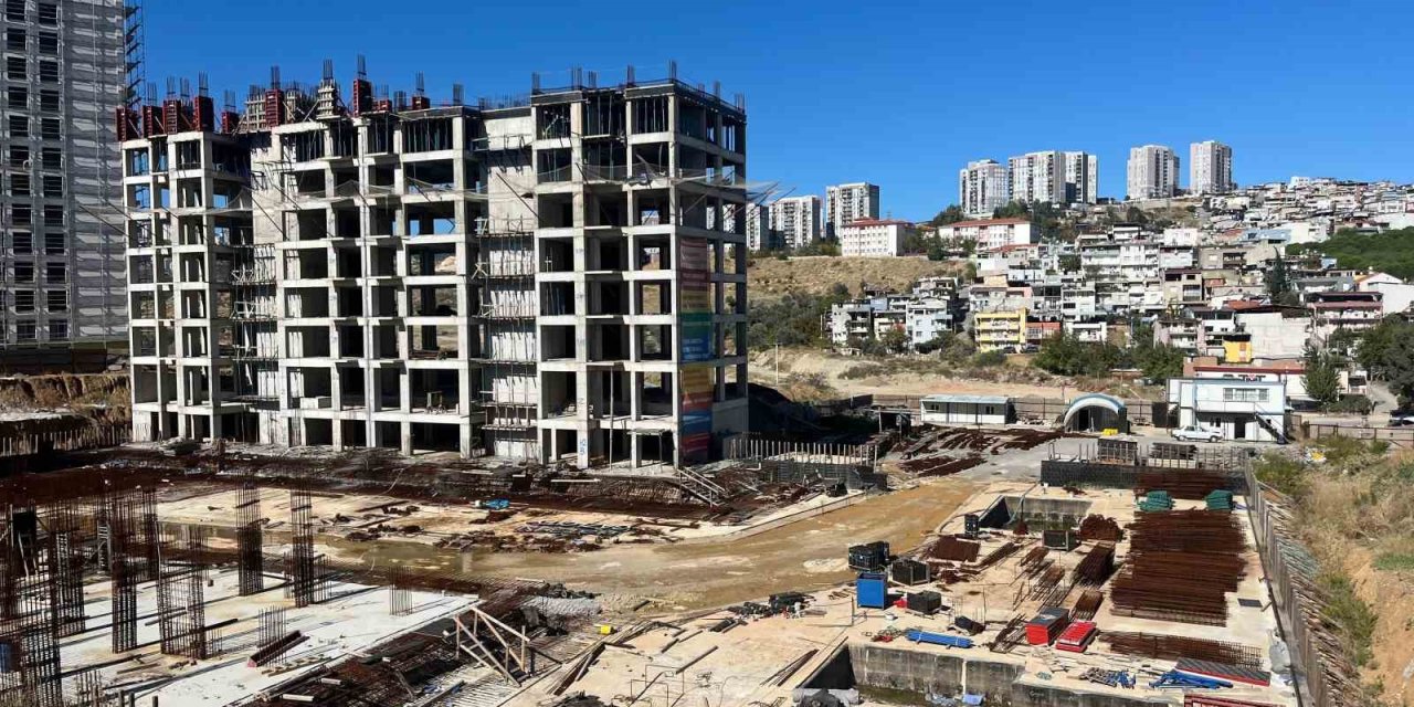 İzmir’deki kooperatif mağdurları çözüm bekliyor