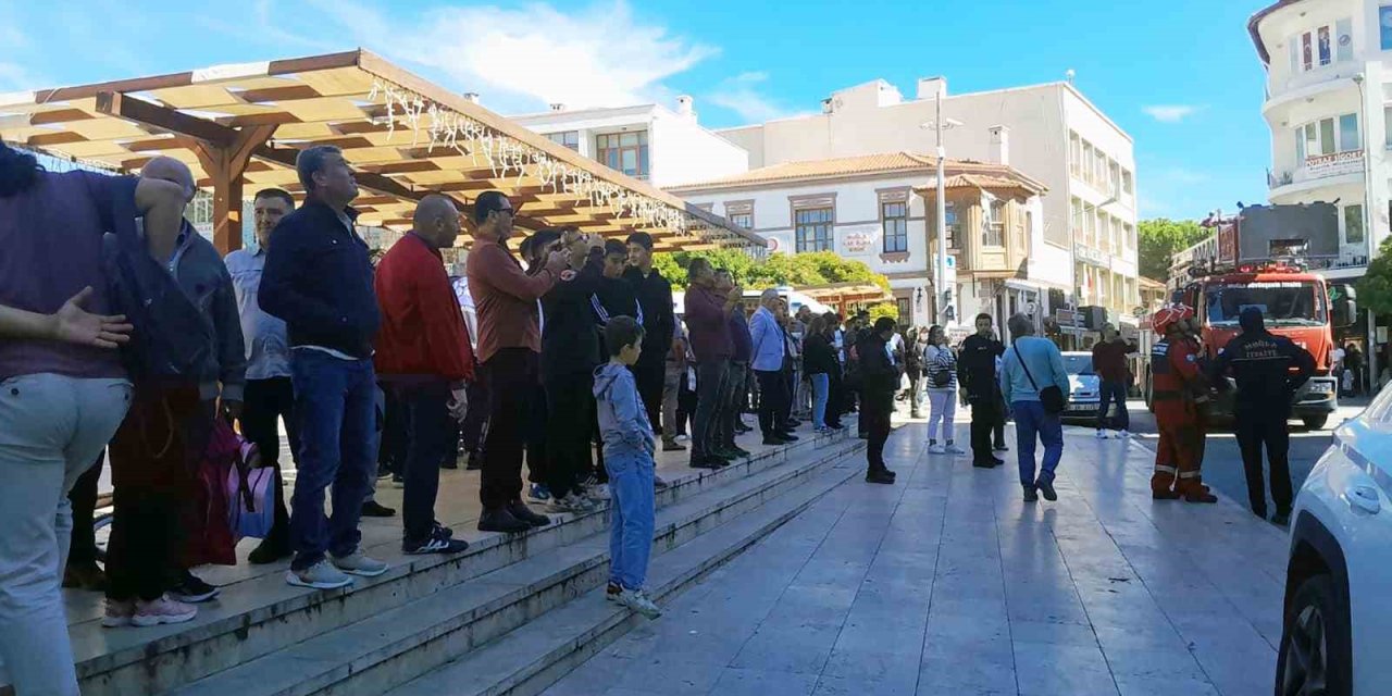 Film sahnesi gibi izlediler