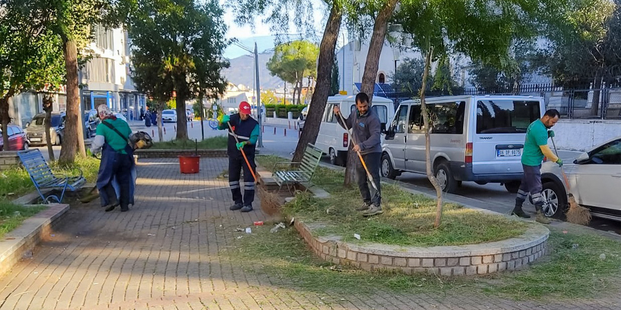 Efeler’in ekiplerinden ortak temizlik çalışması
