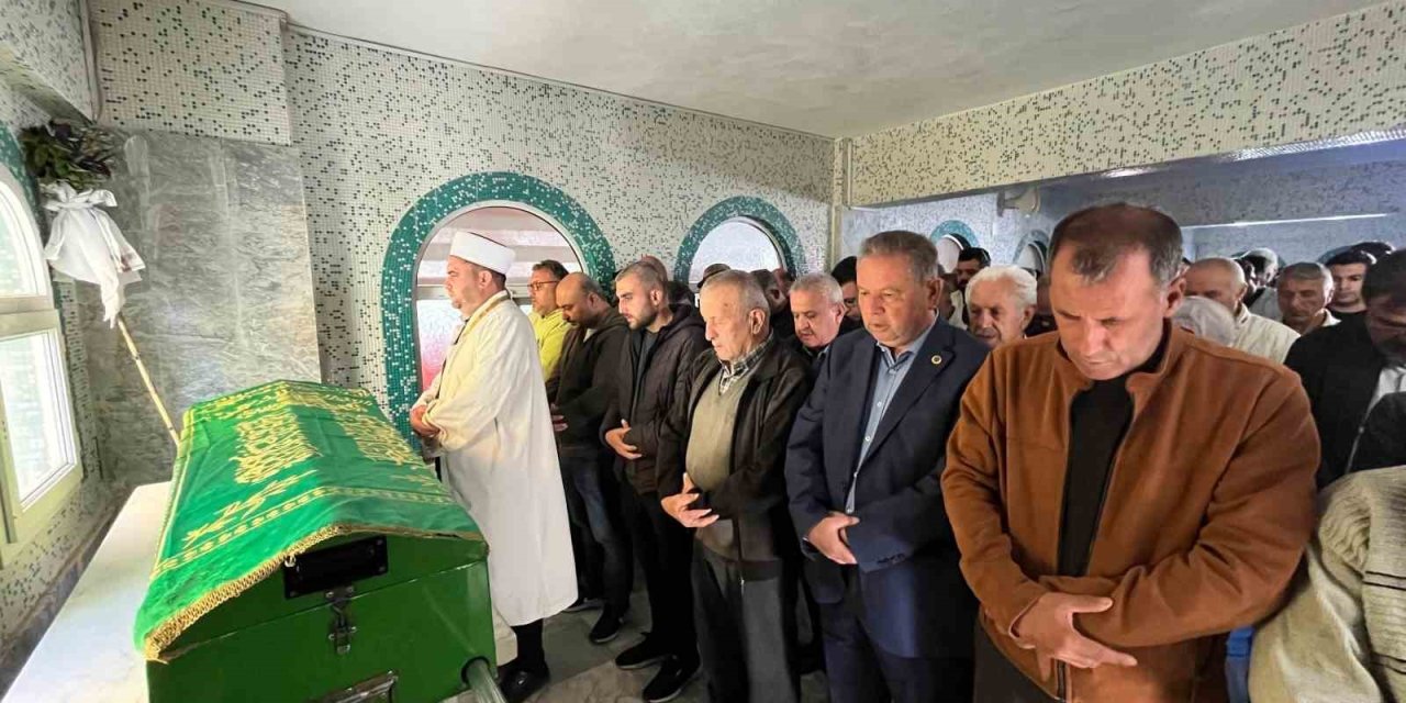 Karbonmonoksit gazından zehirlenerek hayatını kaybeden pideci son yolculuğuna uğurlandı