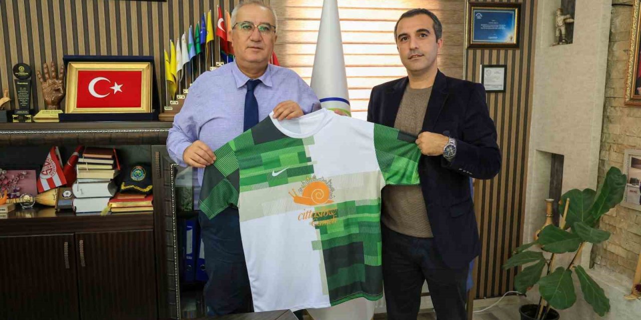 Çameli Belediyesinden Çameli Meslek Yüksekokulu Takımına tam destek