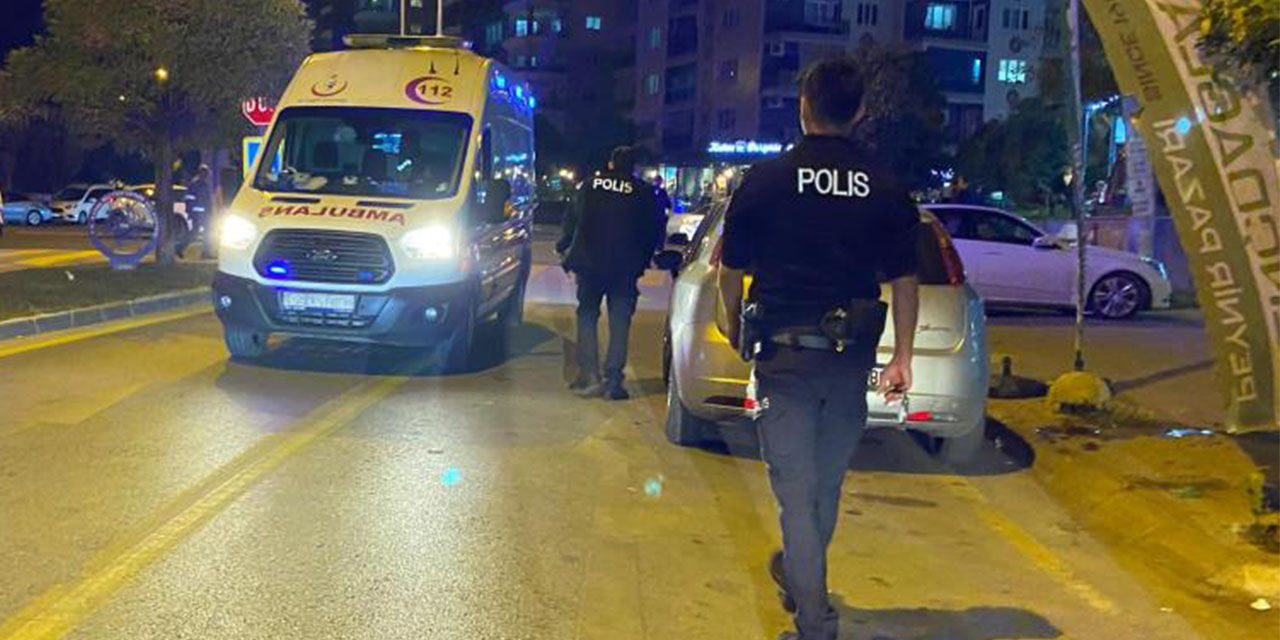 Efeler’de kahvehanede bıçaklı kavga: 1 yaralı