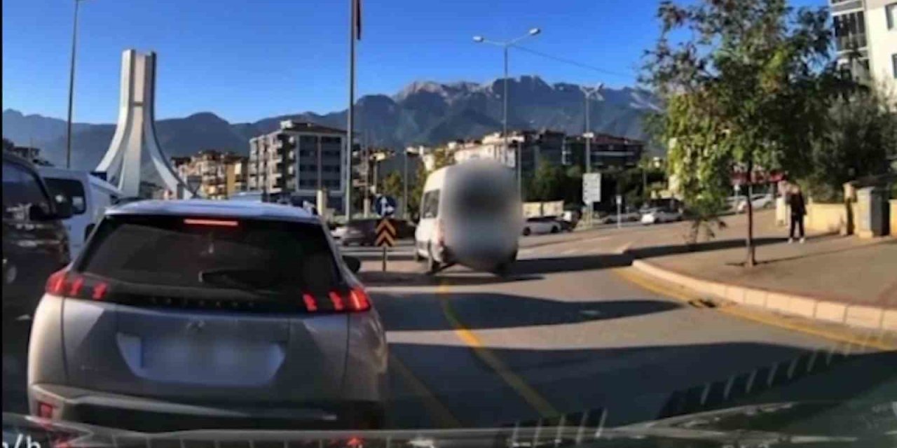 Trafiğe girmek istemeyen uyanık sürücüler polisin radarına takıldı