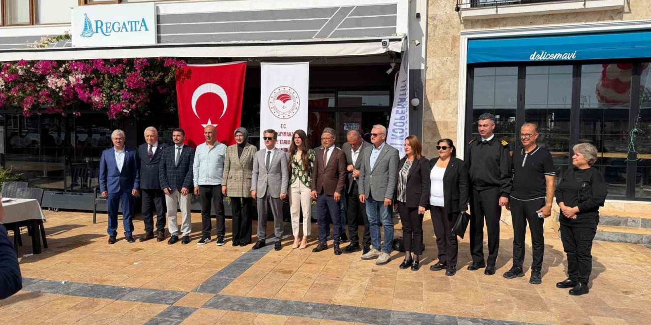 Çeşme Dalyanköy’de vatandaşa ücretsiz balık ziyafeti