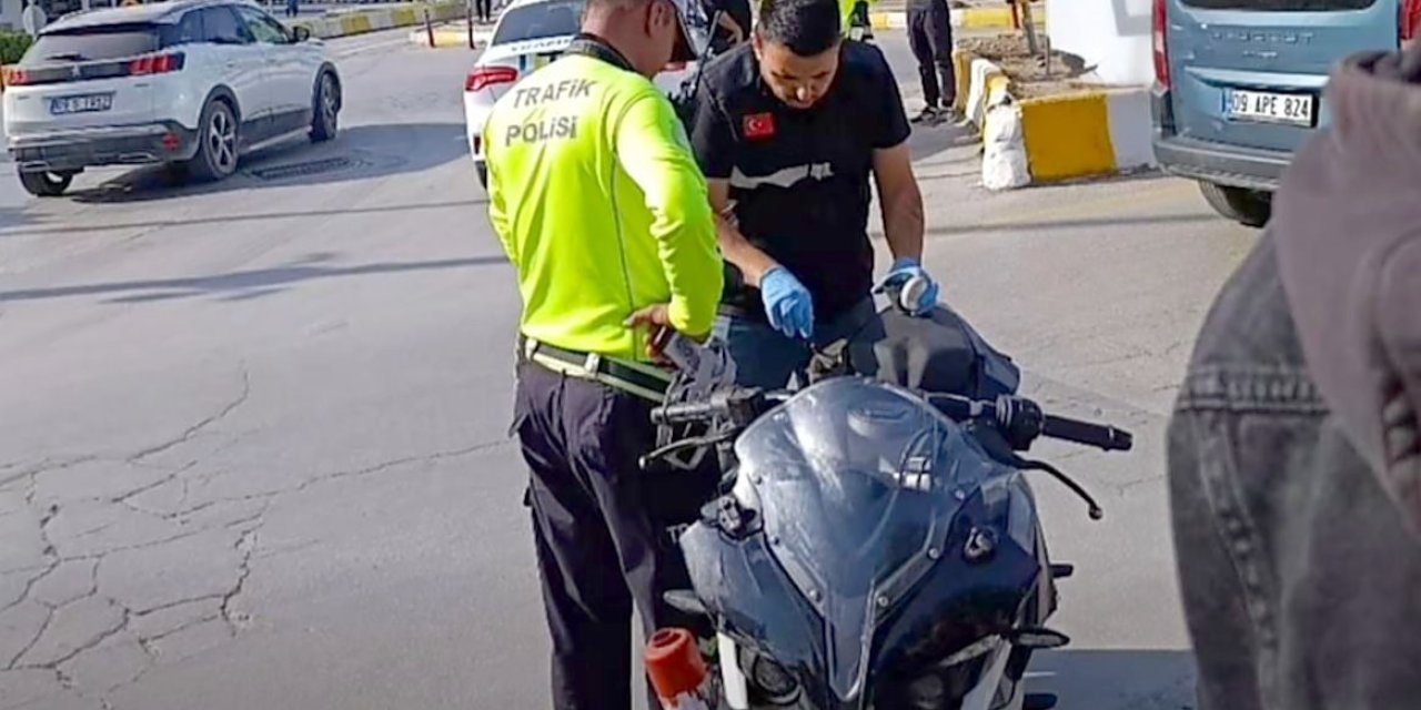 Çalıntı motosikletle kaza yaptı, polisten kaçamadı