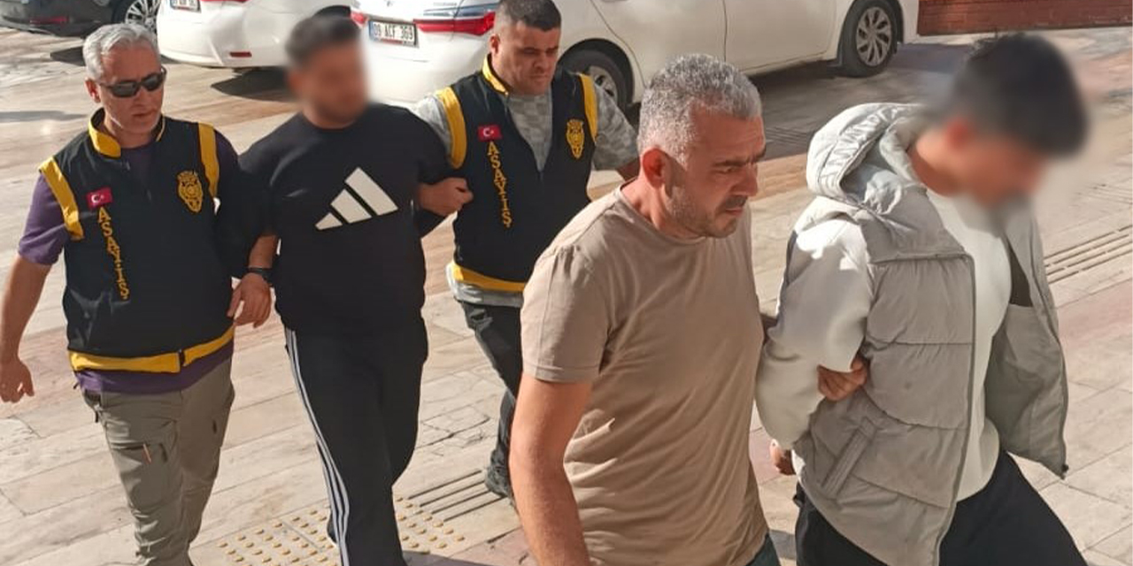 Zorla araca bindirmeye çalıştıkları kişiyi vurup yaraladılar