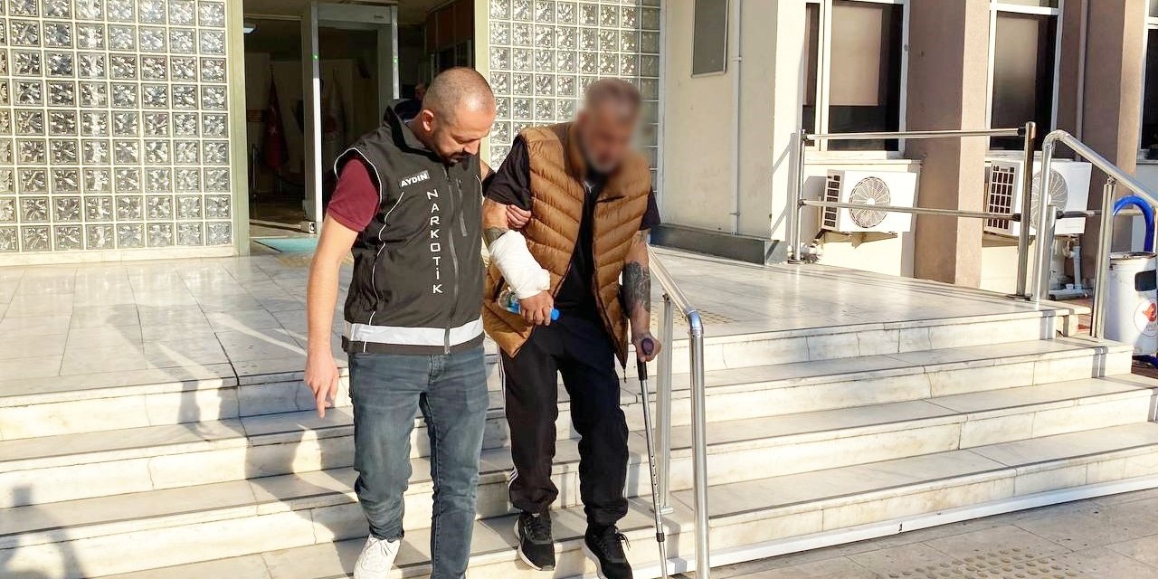 Yaralandığı kaza bile uyuşturucu satışı yapmasına engel olmadı