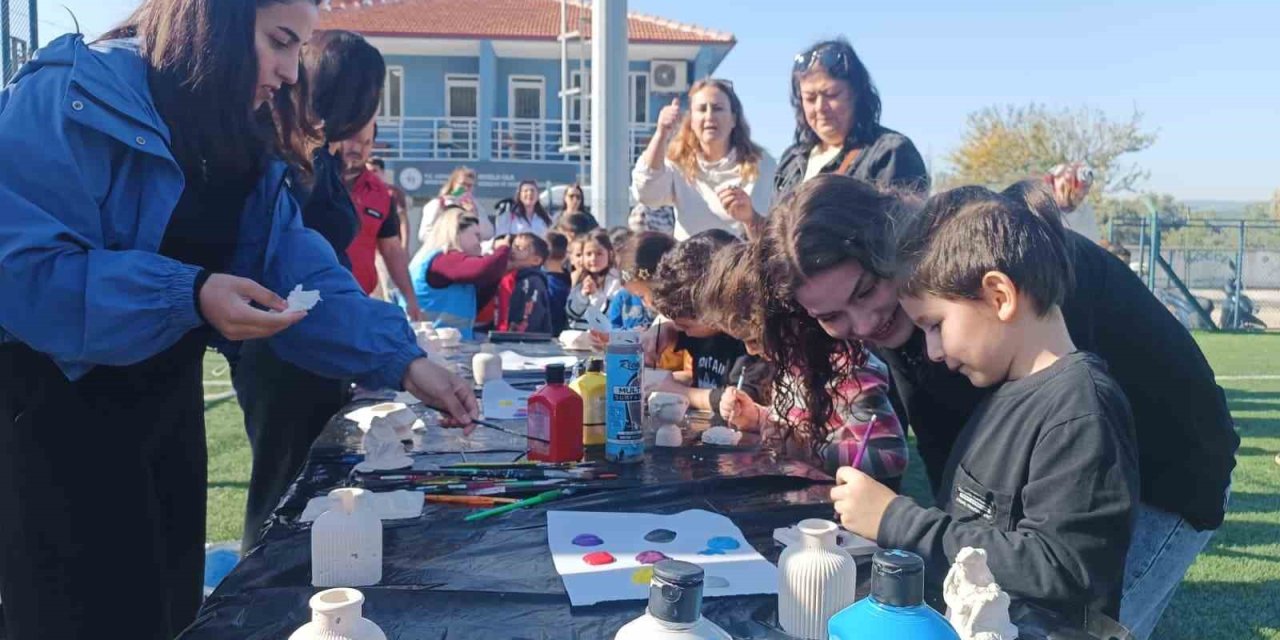 Ula’da minik kalplere şenlikli dokunuş