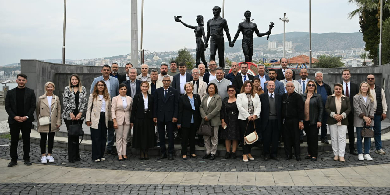 Kuşadası’nda Muhtarlar Günü törenle kutlandı