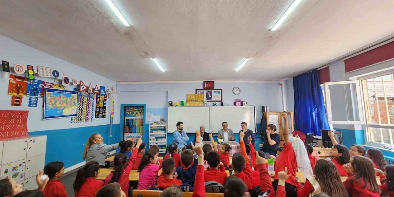 Kırkağaç’ta Muhtarlar Günü’nde anlamlı buluşma