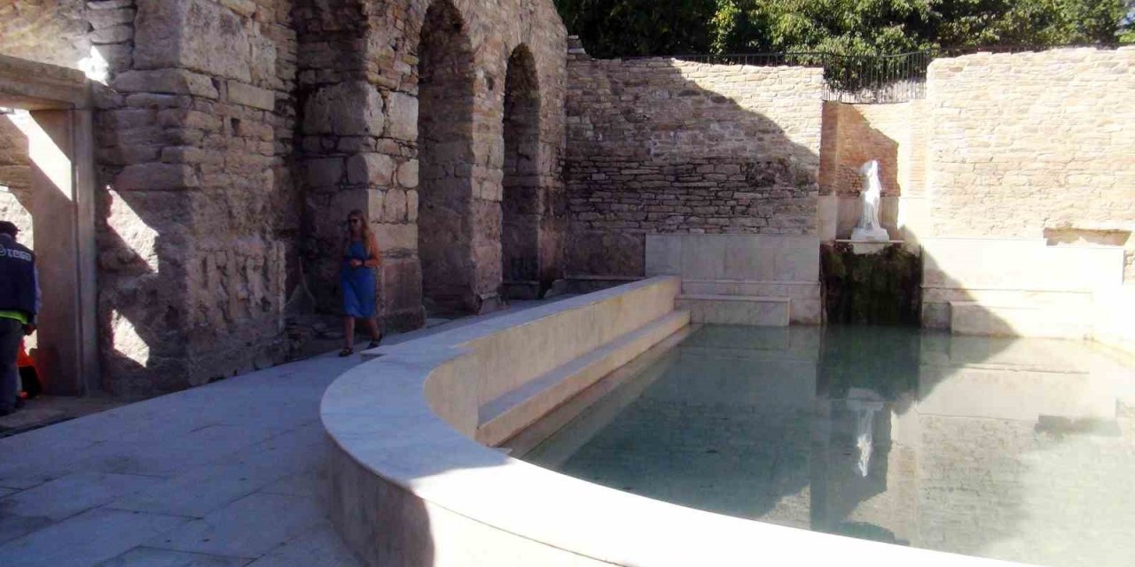 Stratonikeia antik kentindeki ‘Roma Hamamına’ ziyaretçi akını