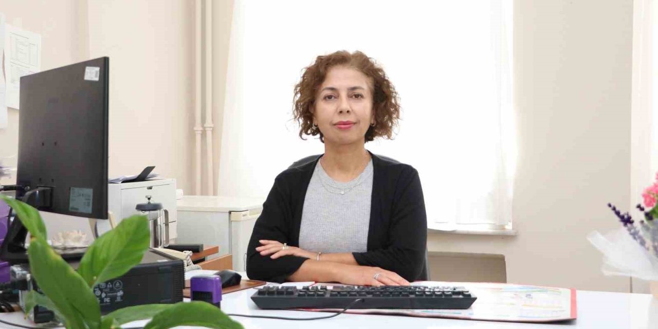 Doç. Dr. Durak: "Kekemelik tedavisinin ilk adımı sabırla dinlemektir"