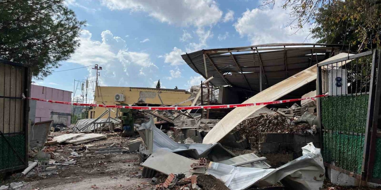 İzmir’de tüp patlaması: 1’i ağır 2 yaralı