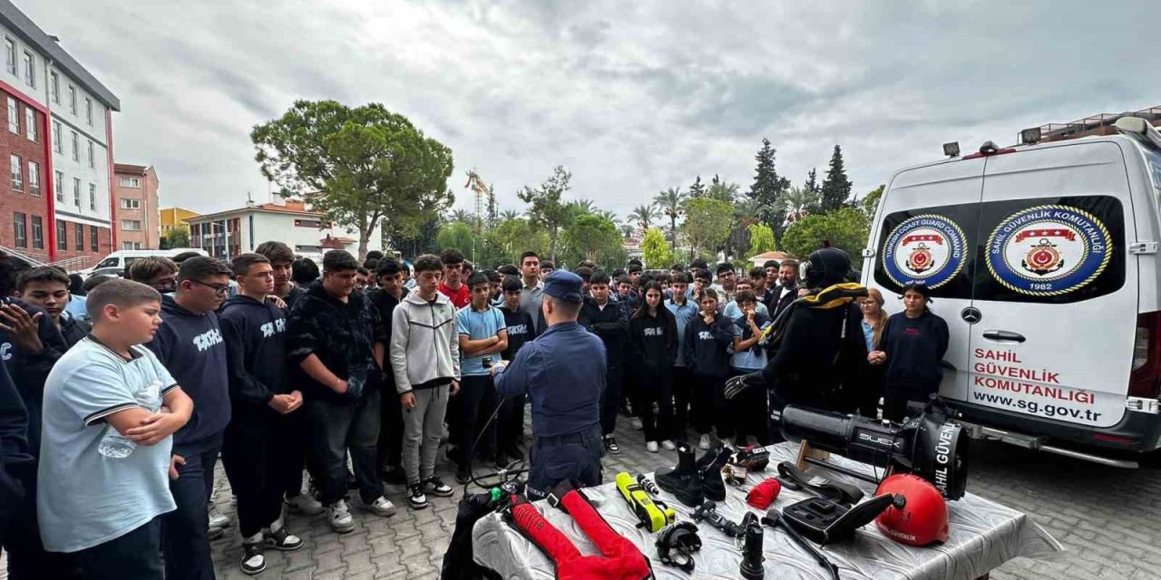 Sahil Güvenlik öğrencileri bilgilendirdi