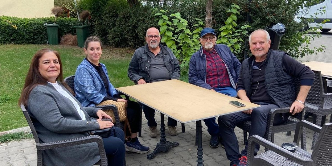 Salihli’de Altınordu Okulu mezunları dernek kuruyor