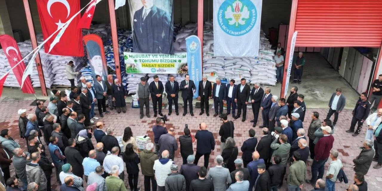 Selendi’de çiftçilere tohum desteği