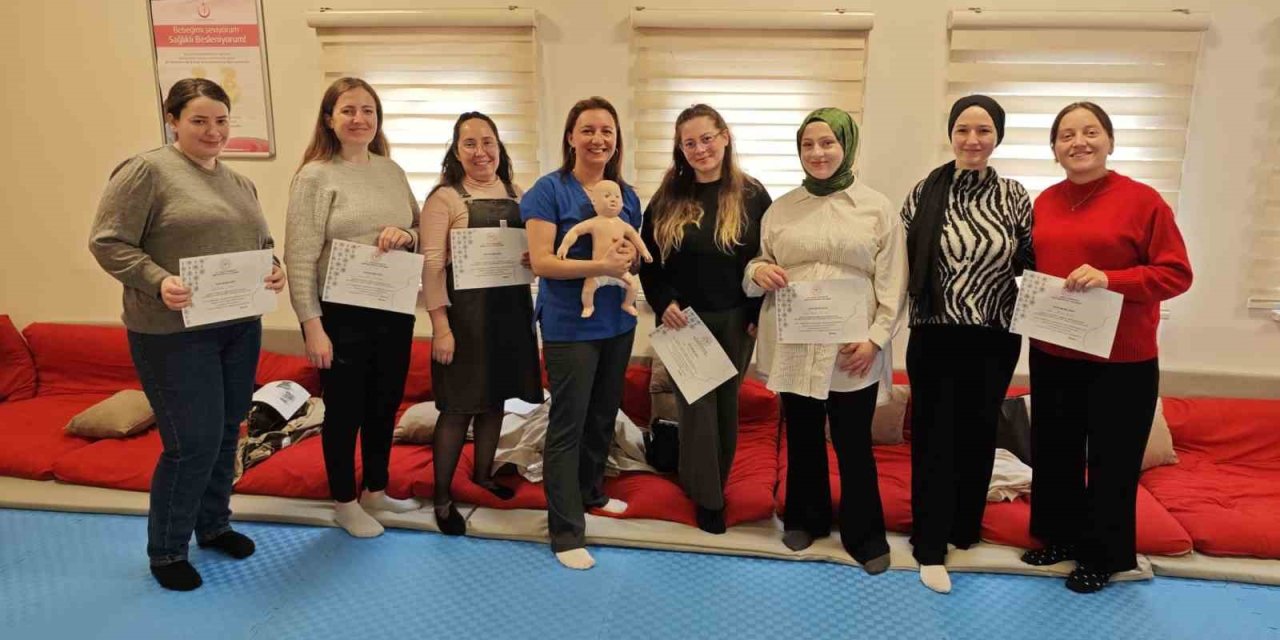 Menteşe Devlet Hastanesi’nde anne adayları bilgilendirildi