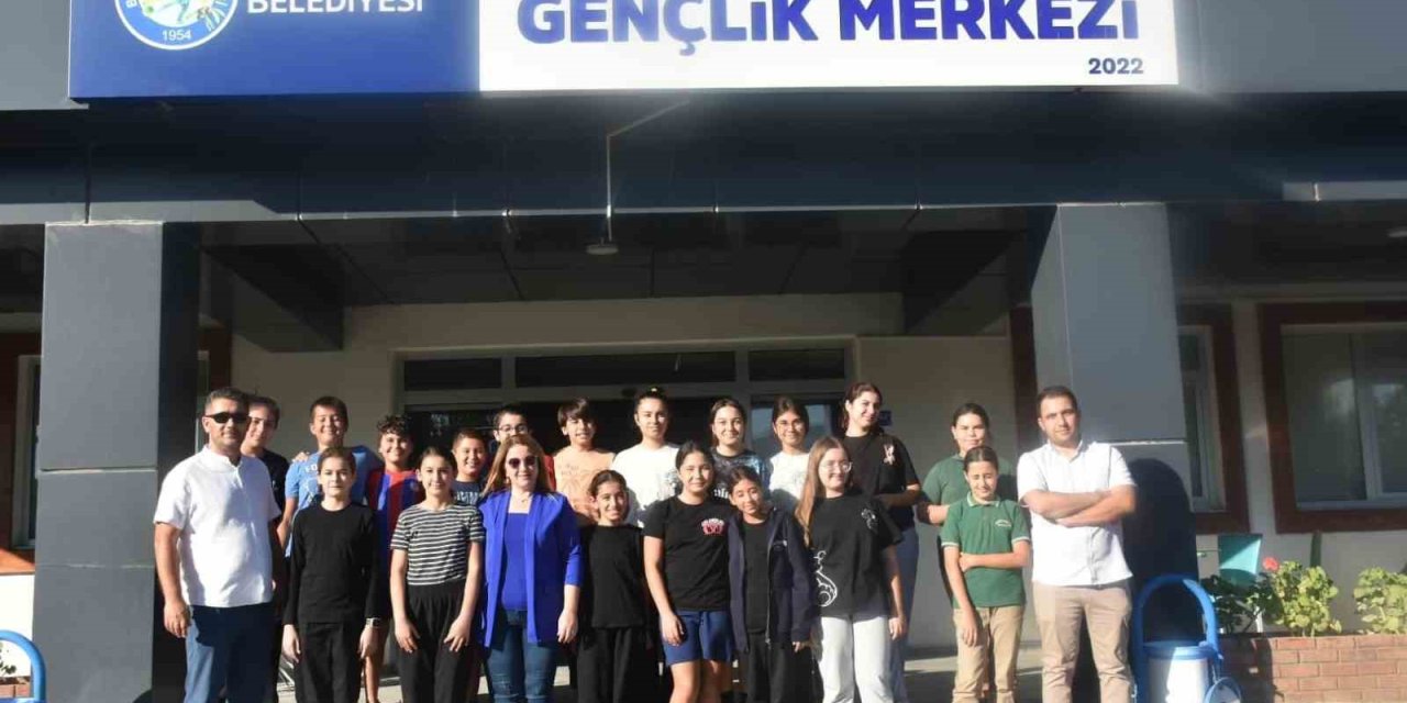 Buharkent’in enerjisi Gençlik Merkezi’nde yükseliyor