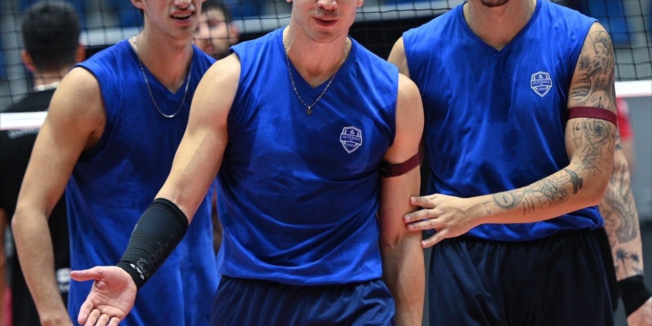 Altekma, Galatasaray deplasmanında