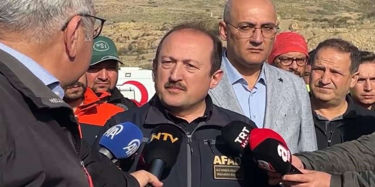 Foça’da selin ardından vatandaşların yaraları sarılıyor