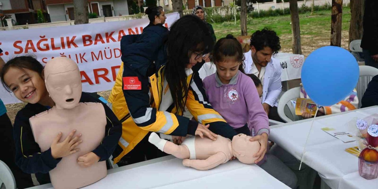 Kuşadası’nda ‘sağlıklı çocuk, sağlıklı gelecek’ projesi başladı