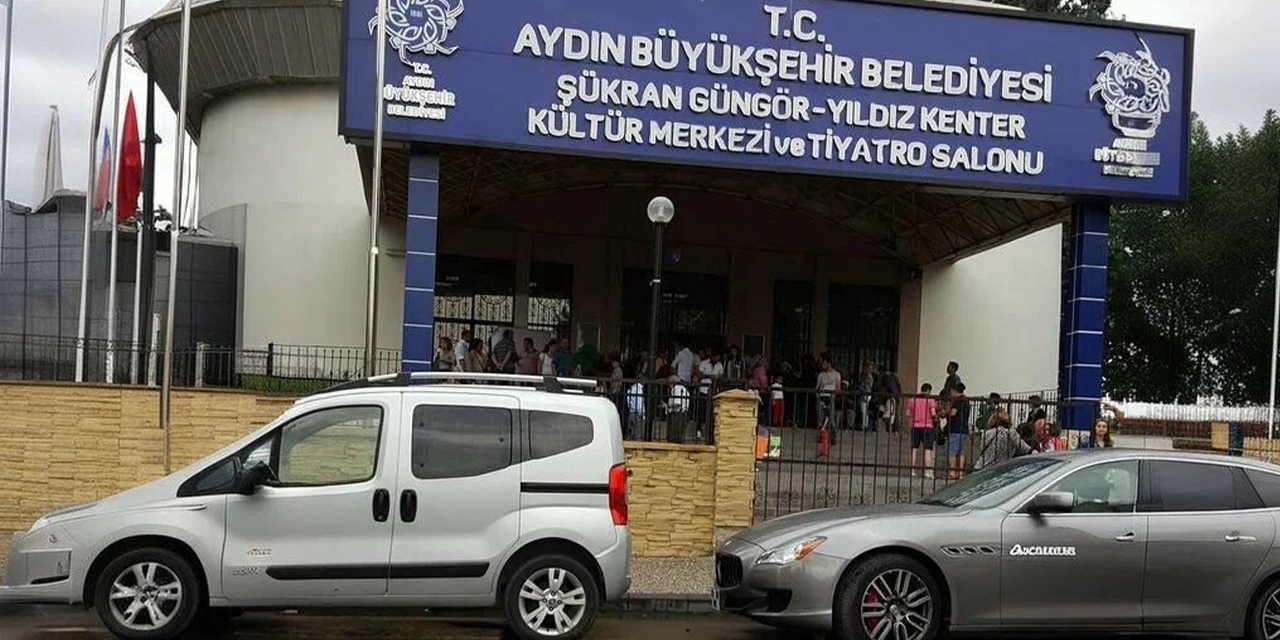 “Şükran Güngör Tiyatro Salonu farelerin mekanı olmuş”