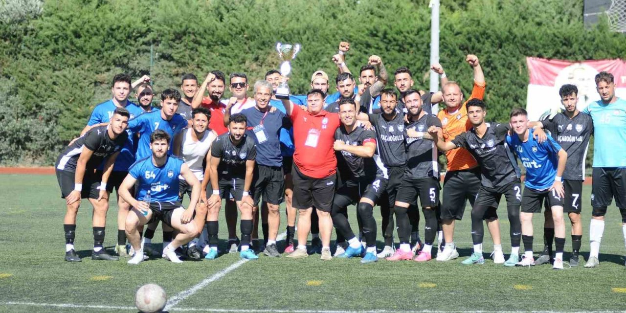 Ilıcaspor’da Çağrı hoca engel tanımıyor