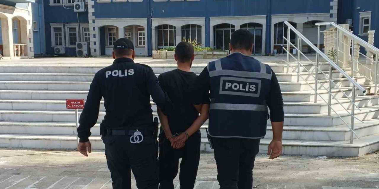 İzmir’de silahlı gasp zanlıları yakalandı, 1 kişi tutuklandı