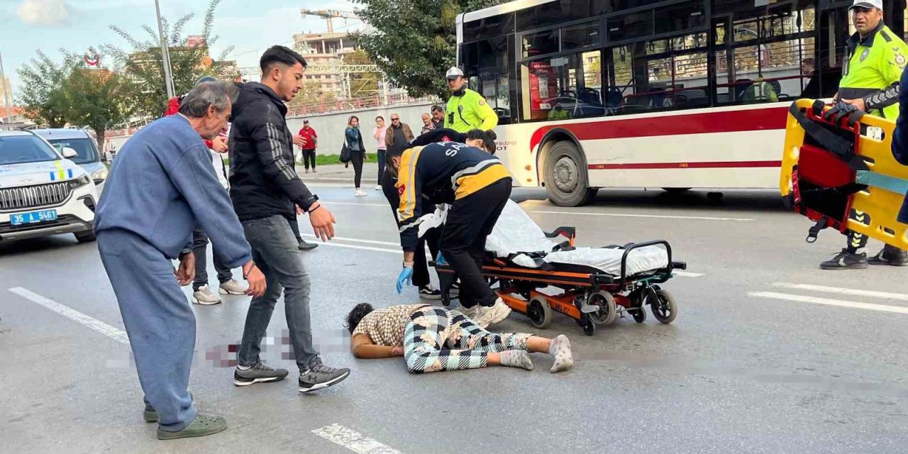 Belediye otobüsünün çarptığı kadın ağır yaralandı