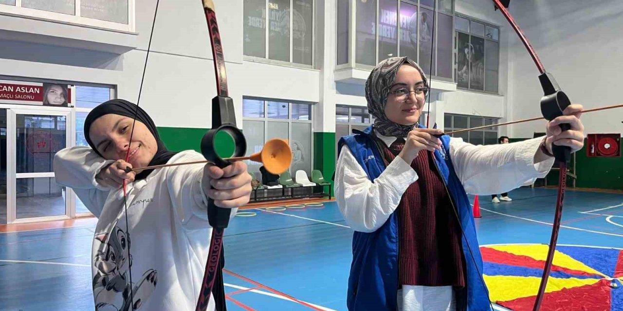 Muğla’da gençler festivalde buluştu