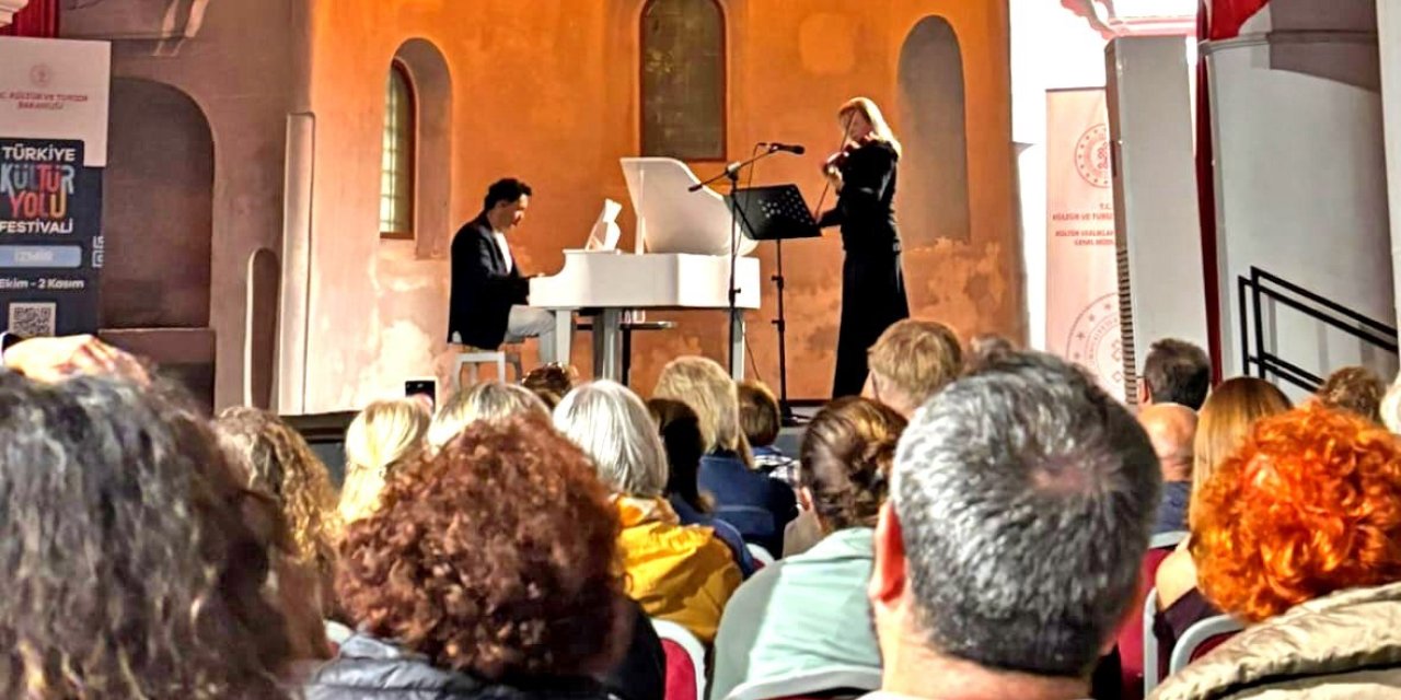 Çeşme’de, Kültür Yolu Festivali’nde müzik ziyafeti