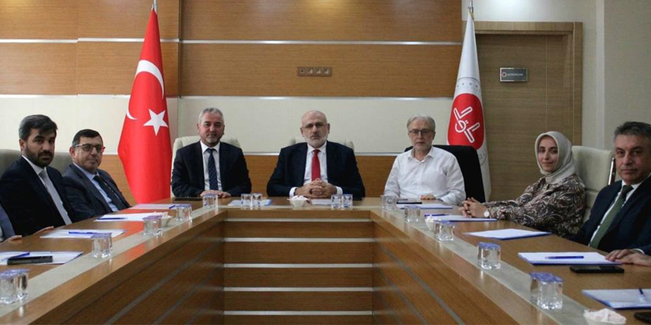 Diyanet İşleri Başkan Yardımcısı Şahin: "Külliyeler gençlerimize rehberlik edecek mekanlardır"