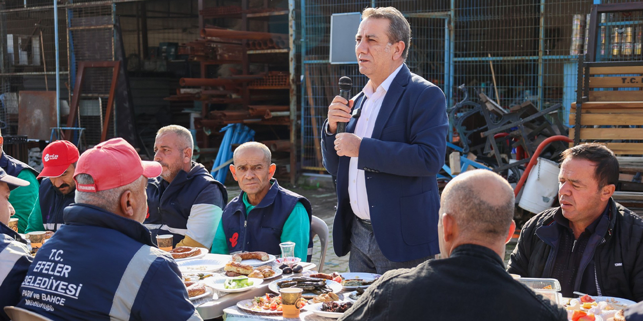 Başkan Yetişkin, Park ve Bahçeler ekibiyle kahvaltıda buluştu