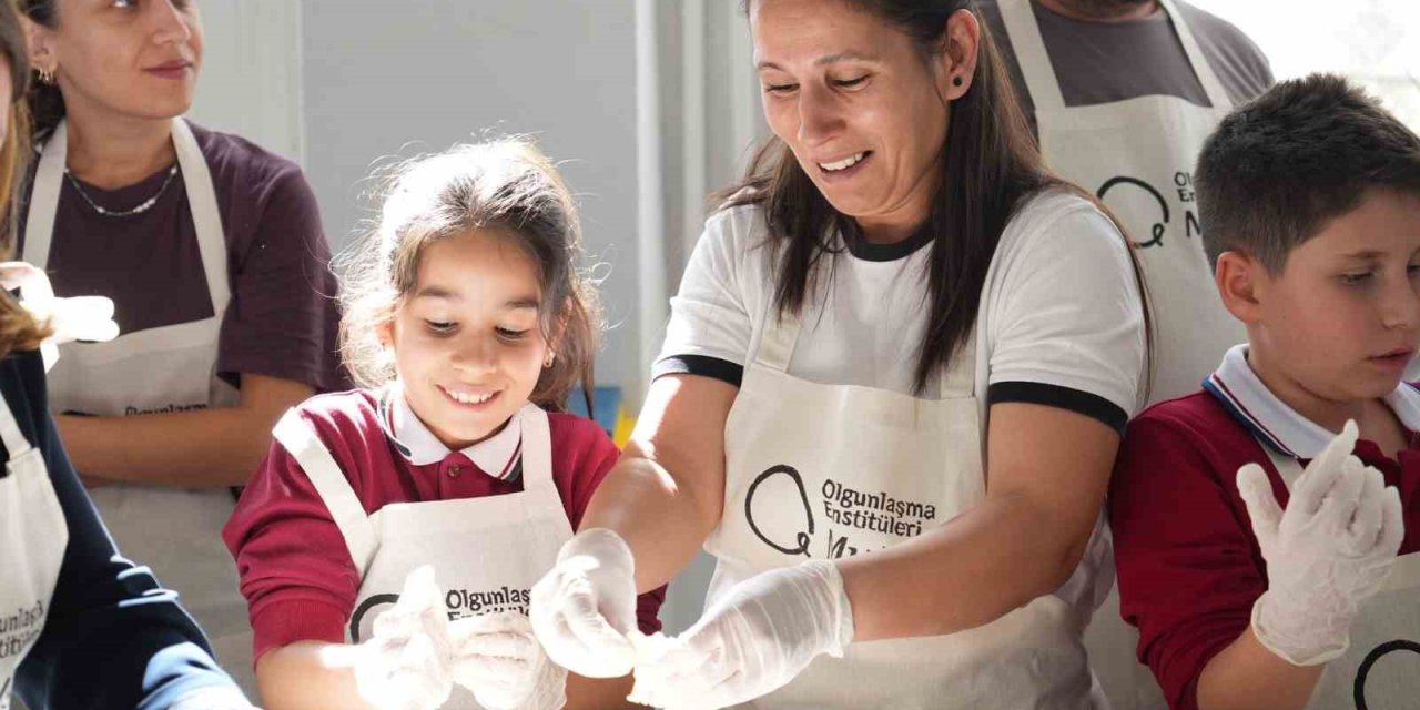 Muğla’daki etkinlikte aileler 29 Ekim’i kutladı