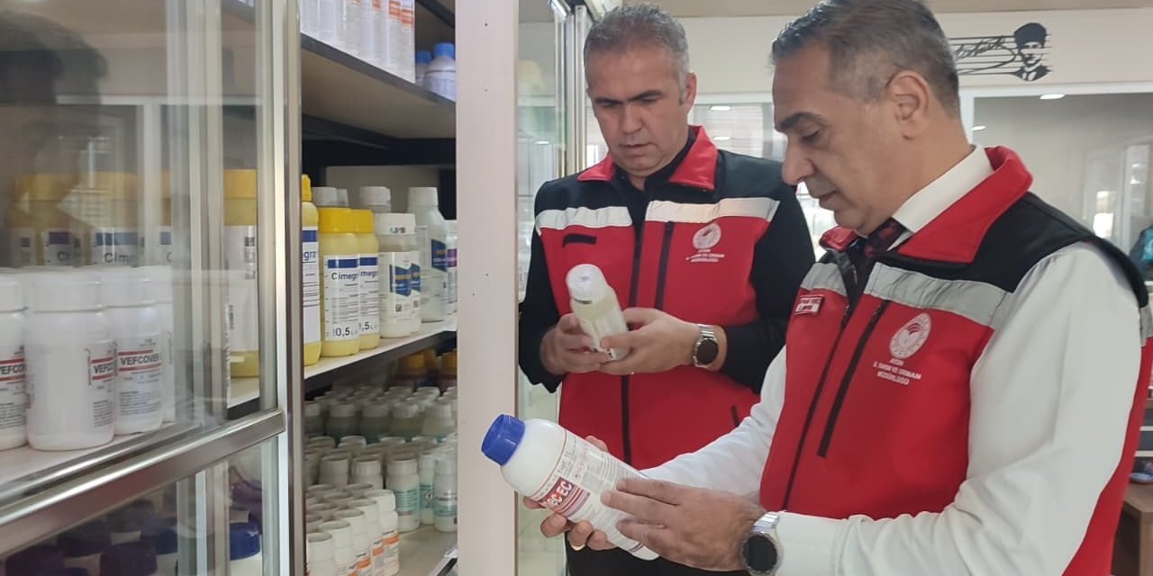 Efeler’de zirai ilaç ve gübre bayileri denetlendi
