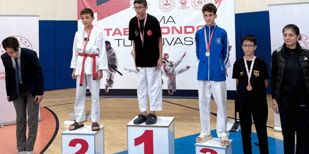Yunusemreli tekvandoculardan 4 madalya