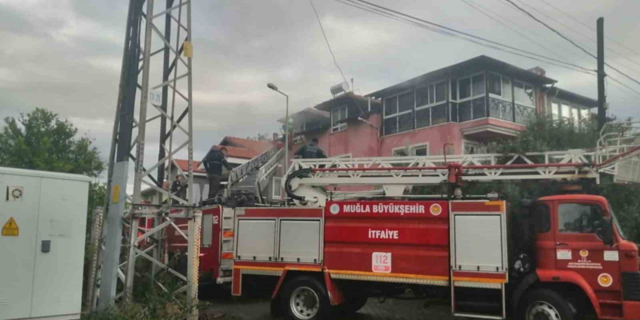 Köyceğiz’de ev yangını