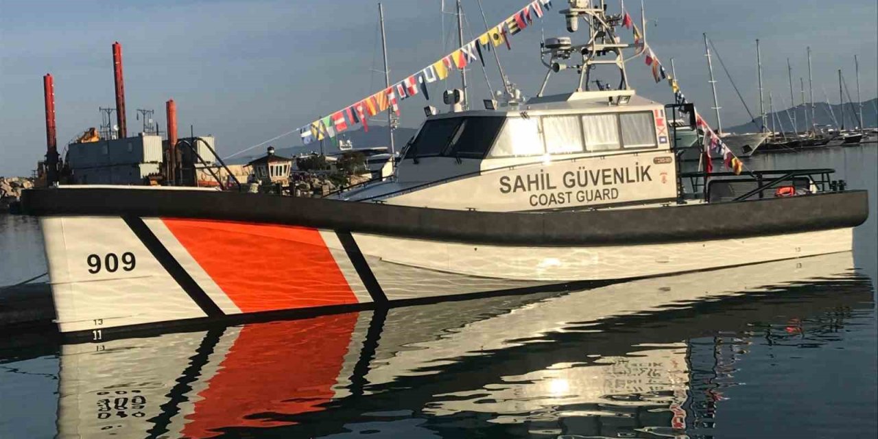 Sahil Güvenlik Botu ziyarete açıldı