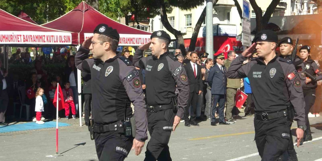 29 Ekim Cumhuriyet Bayramı Muğla’da coşkuyla kutlandı