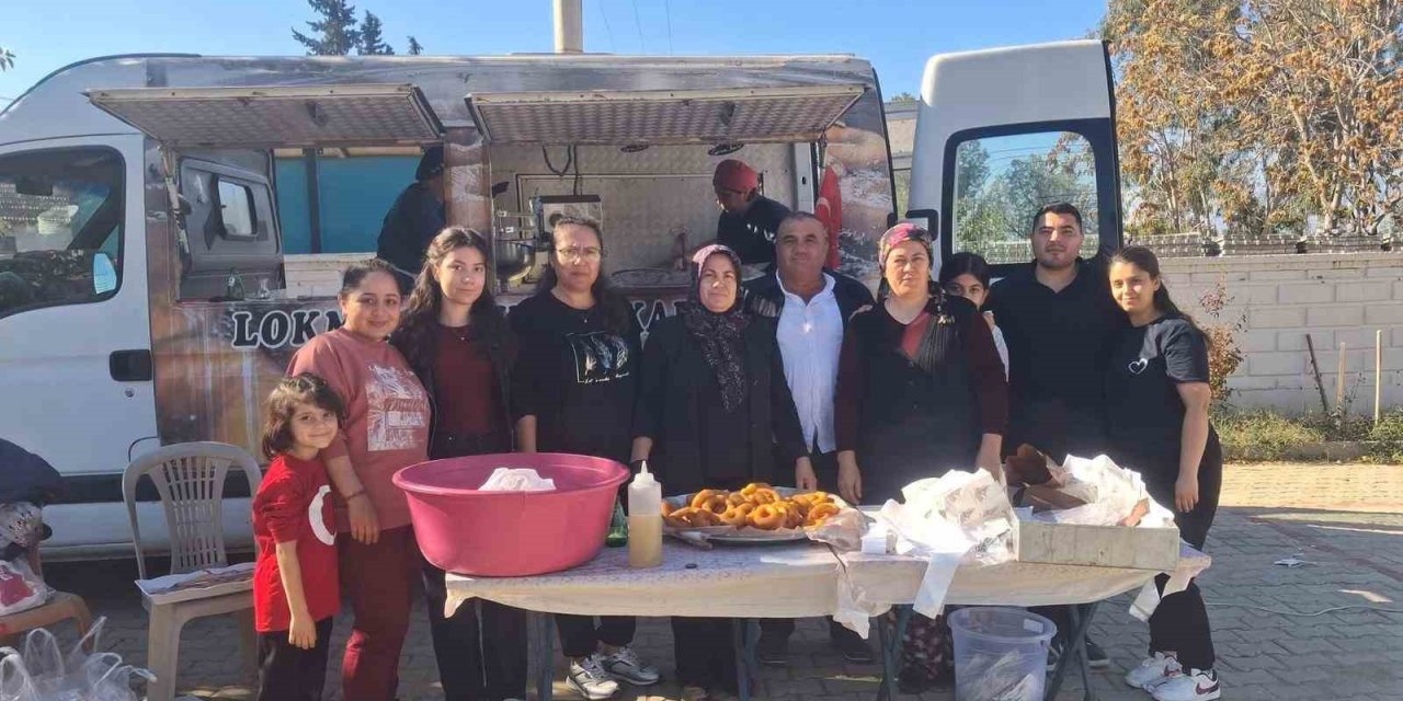 Cumhuriyet Bayramı’nda çocuklara lokma hayrı