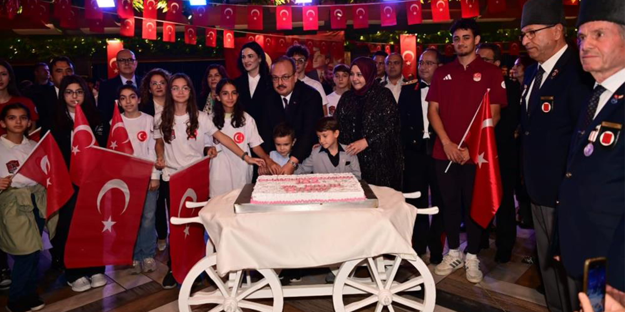 Aydın’da Cumhuriyet coşkusu resepsiyonla taçlandı