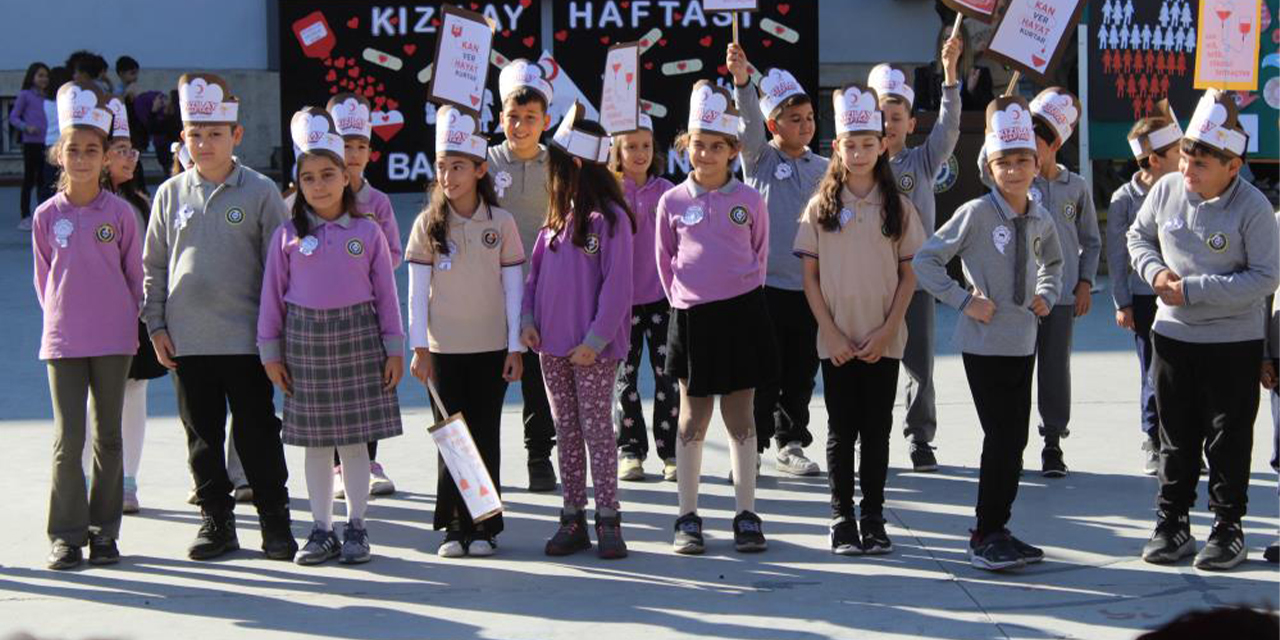 Minik öğrencilerden anlamlı davet: “Kan Ver, Hayat Kurtar!”