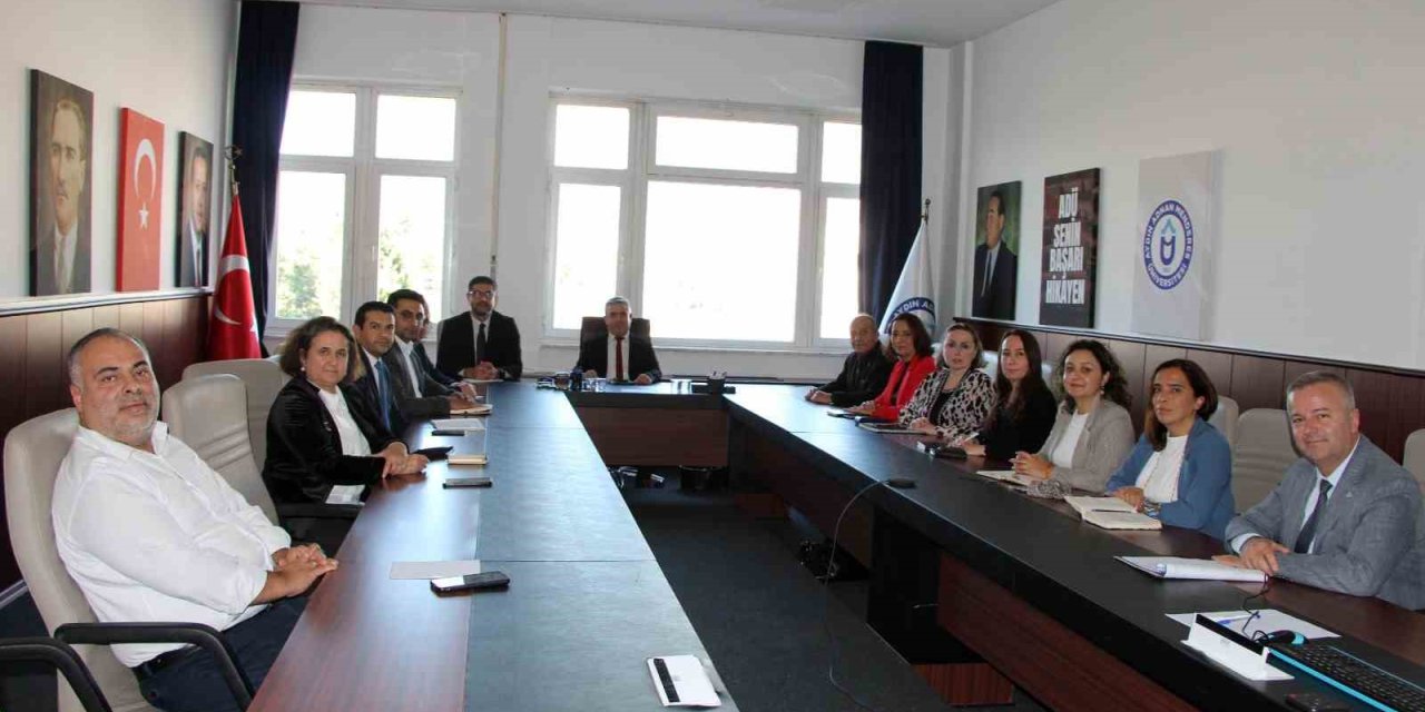 ADÜ’de meslek yüksekokulları ele alındı