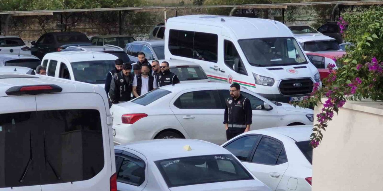 Bodrum’da rüşvet operasyonu: İki şüpheli adliyeye sevk edildi