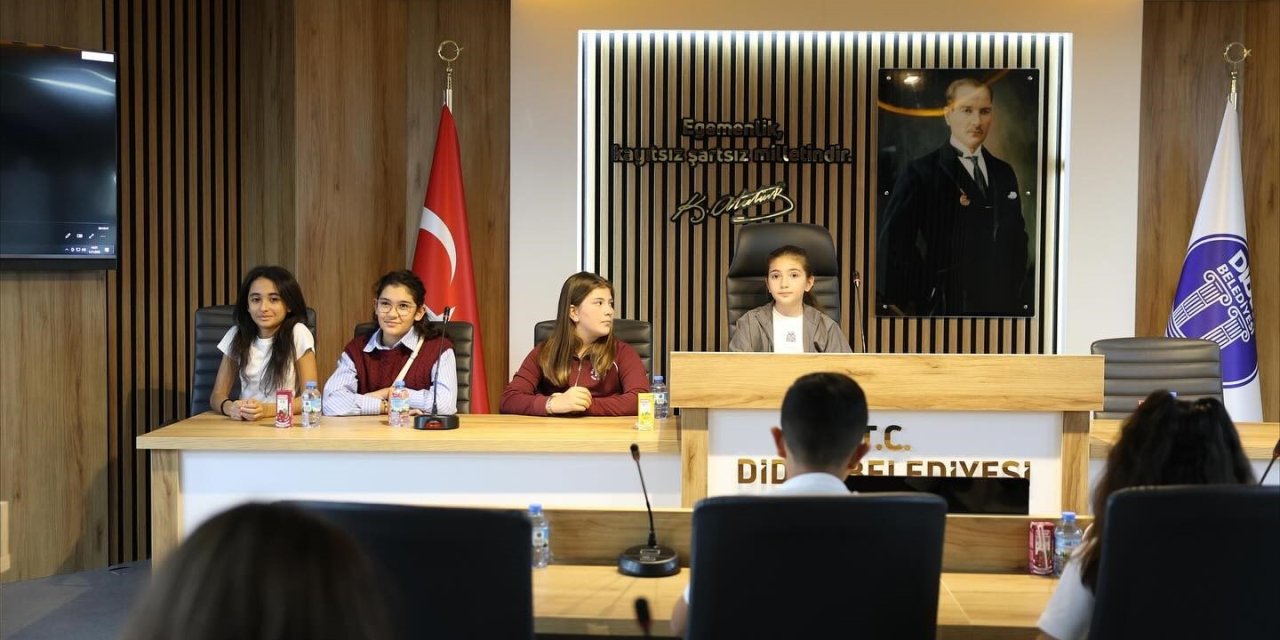 Didim Belediyesi Çocuk Meclisi Kasım toplantısında bir araya geldi