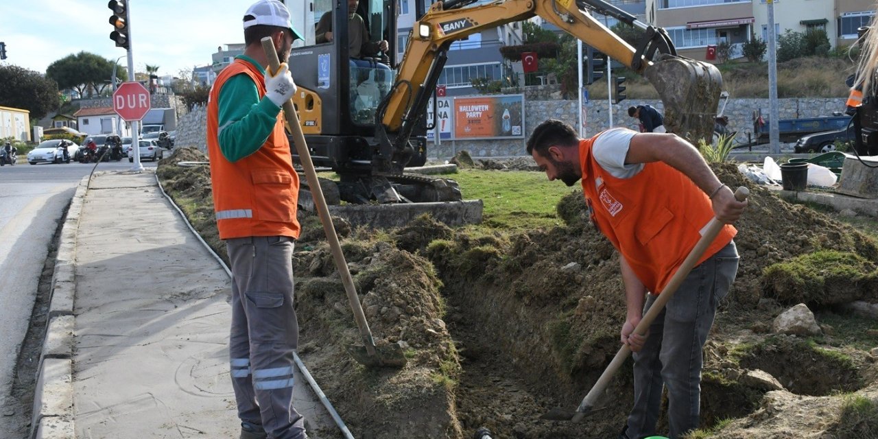 Kuşadası Belediyesi’nden çevreye duyarlı peyzaj uygulaması